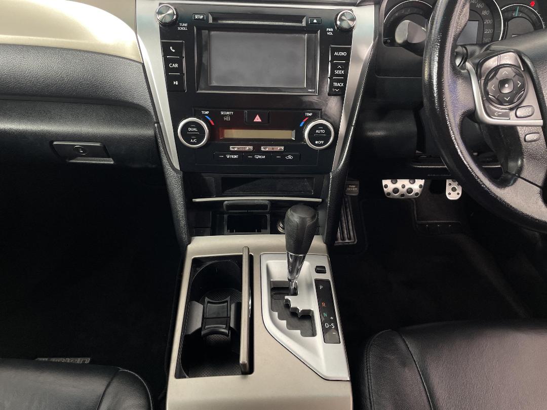 Photo '18' of Toyota Aurion