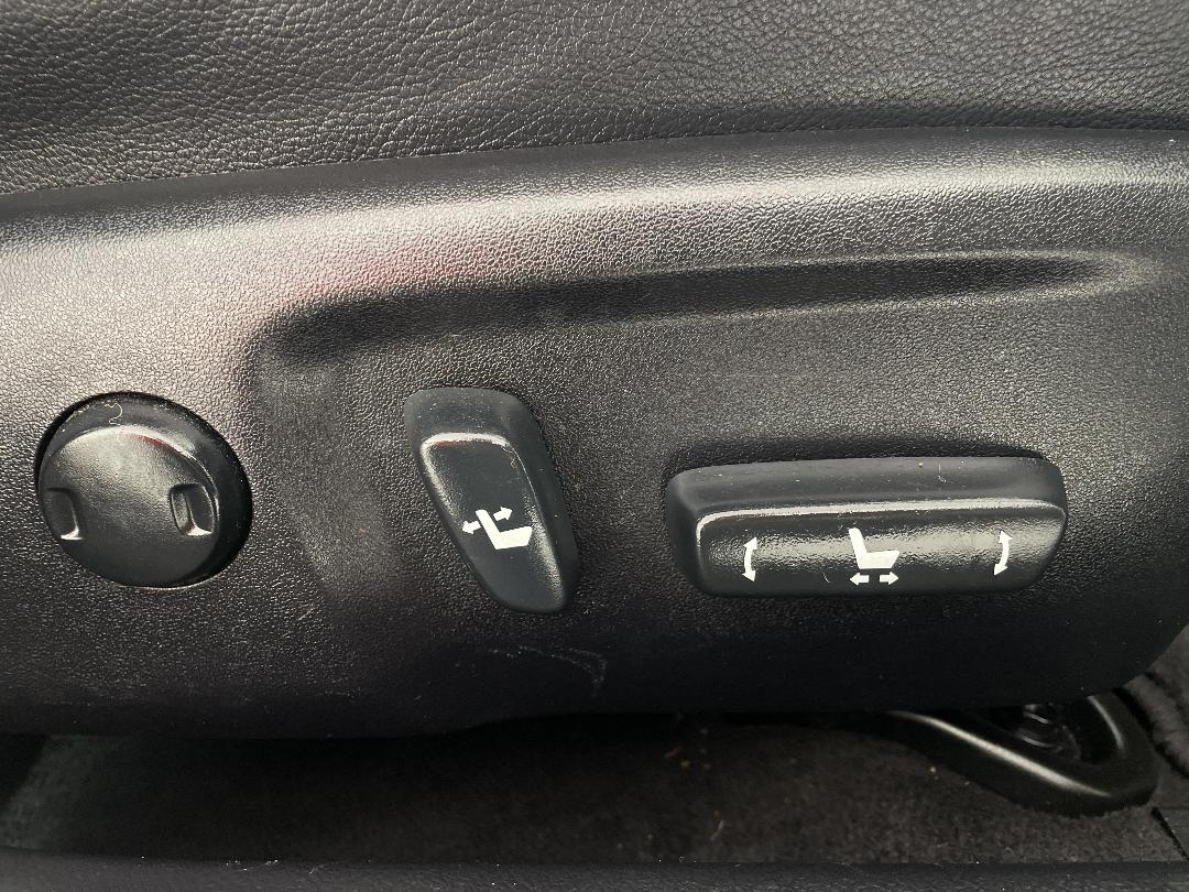 Photo '23' of Toyota Aurion