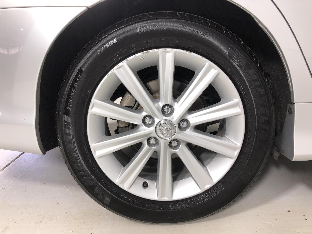 Photo '12' of Toyota Aurion