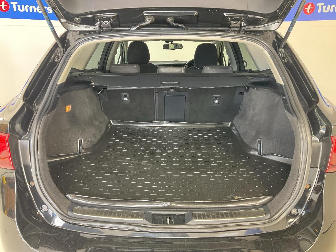 Photo '14' of Toyota Avensis Photo '14' of Toyota Avensis