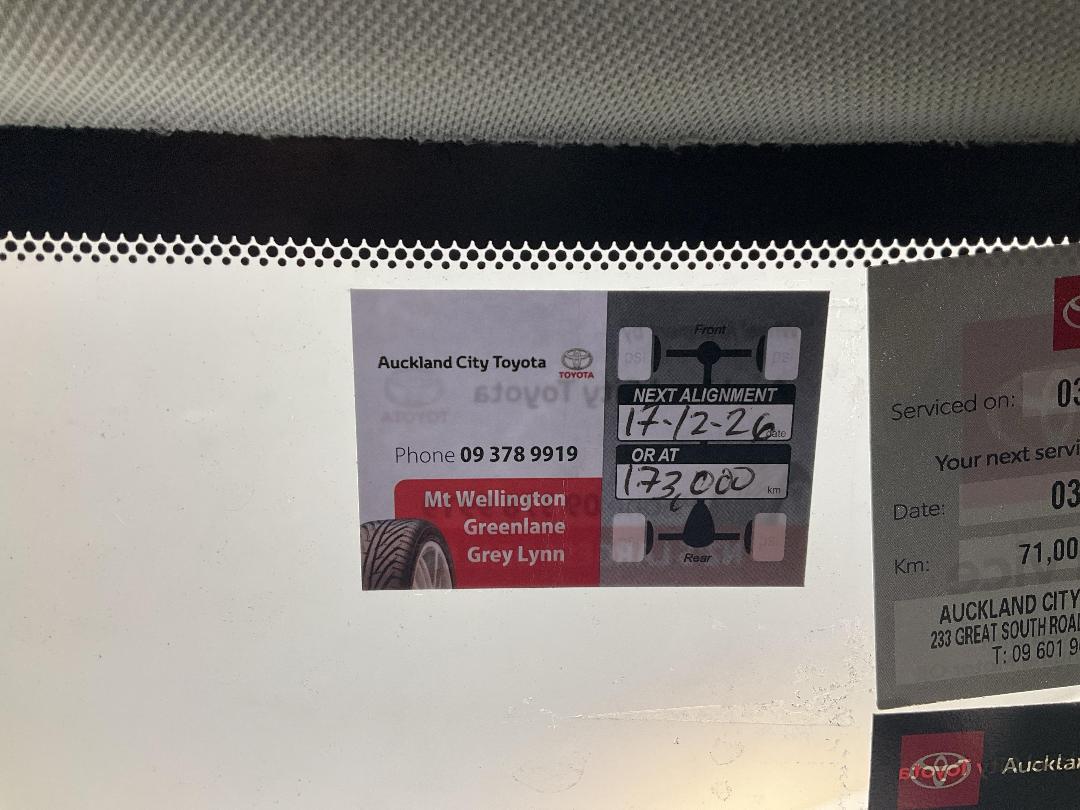 Photo '25' of Toyota Avensis Photo '25' of Toyota Avensis