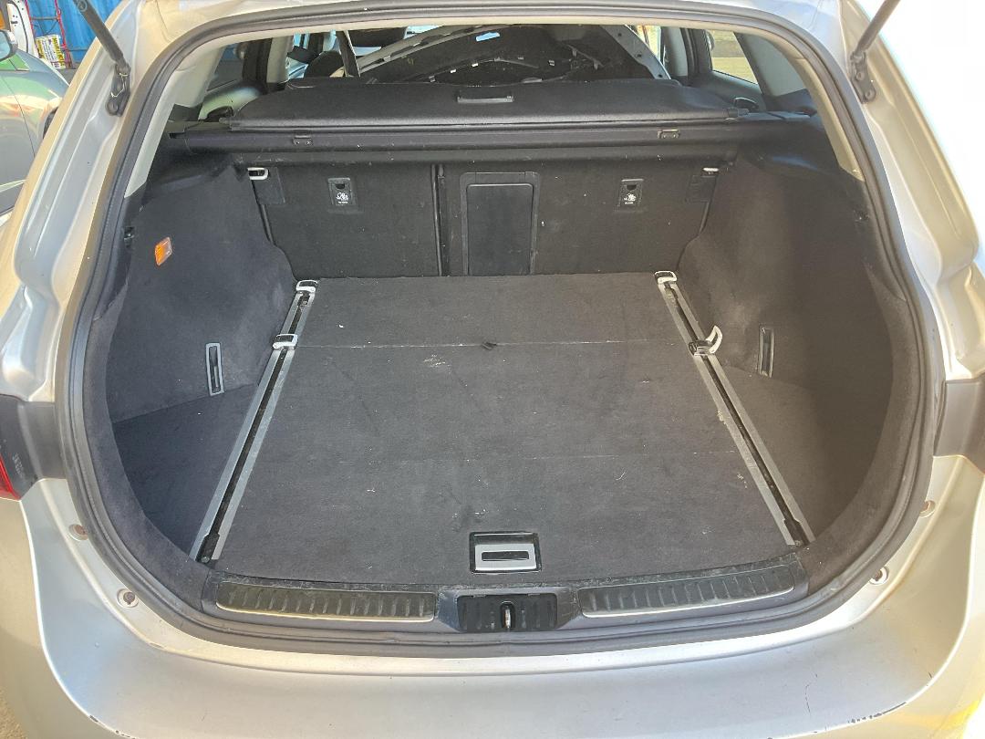 Photo '17' of Toyota Avensis WGN E Photo '17' of Toyota Avensis WGN E