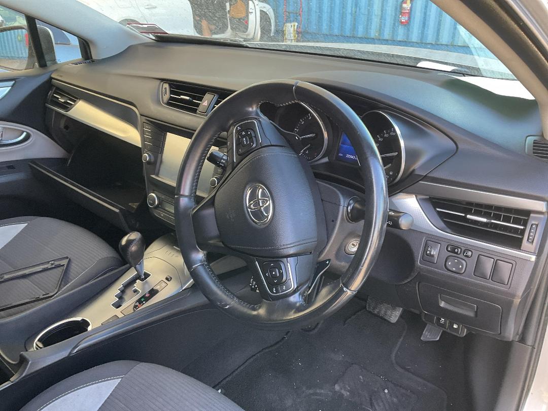 Photo '23' of Toyota Avensis WGN E Photo '23' of Toyota Avensis WGN E