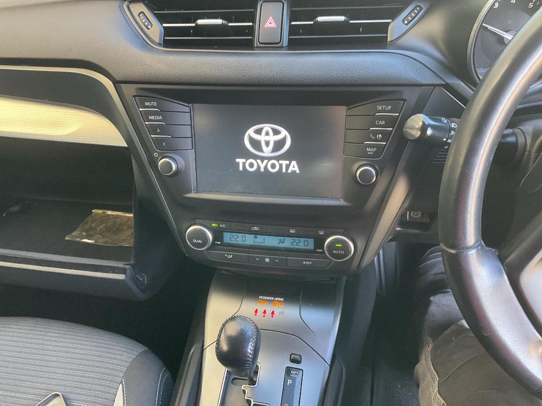 Photo '25' of Toyota Avensis WGN E Photo '25' of Toyota Avensis WGN E