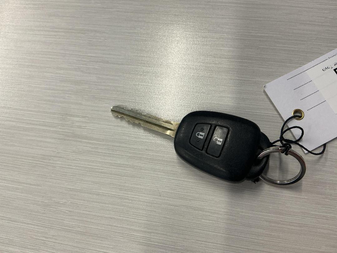 Photo '28' of Toyota Axio Corolla Photo '28' of Toyota Axio Corolla