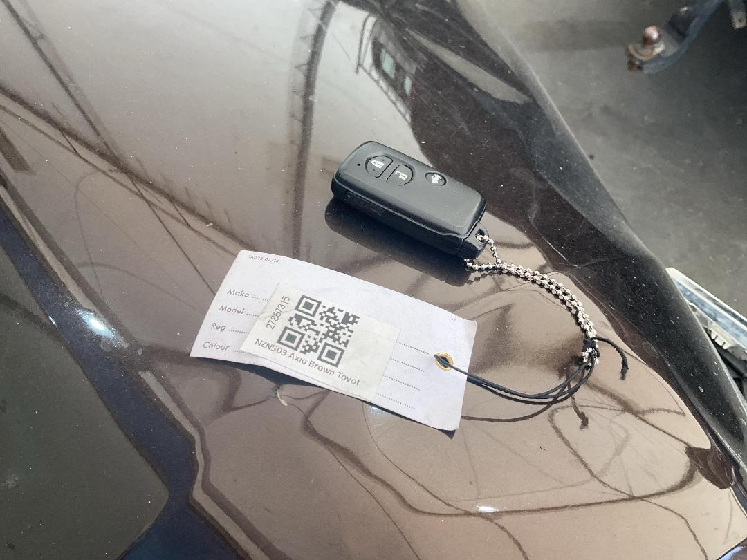 Photo '12' of Toyota Axio Hybrid Photo '12' of Toyota Axio Hybrid