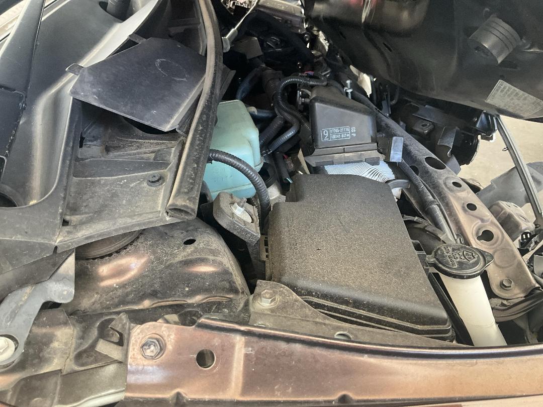 Photo '13' of Toyota Axio Hybrid Photo '13' of Toyota Axio Hybrid