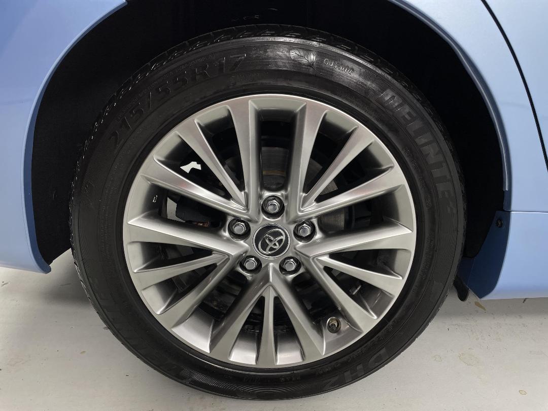 Photo '12' of Toyota Camry Photo '12' of Toyota Camry