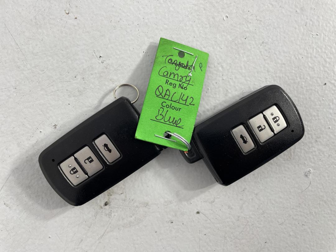 Photo '22' of Toyota Camry Photo '22' of Toyota Camry