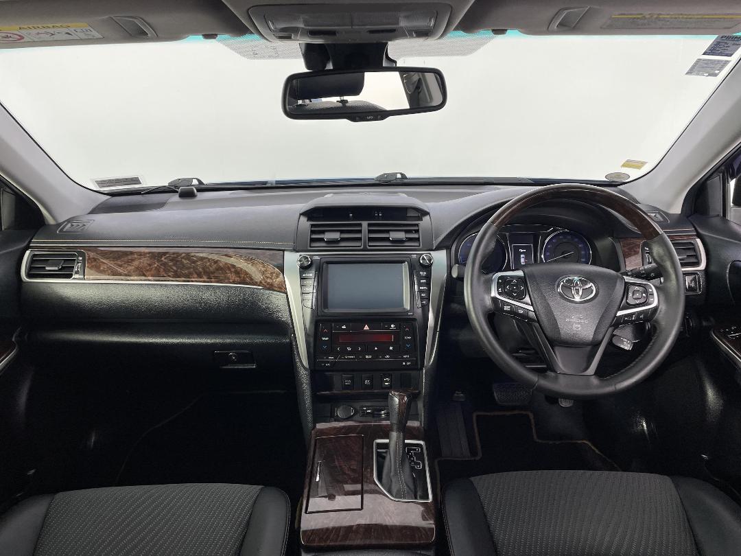 Photo '17' of Toyota Camry Photo '17' of Toyota Camry