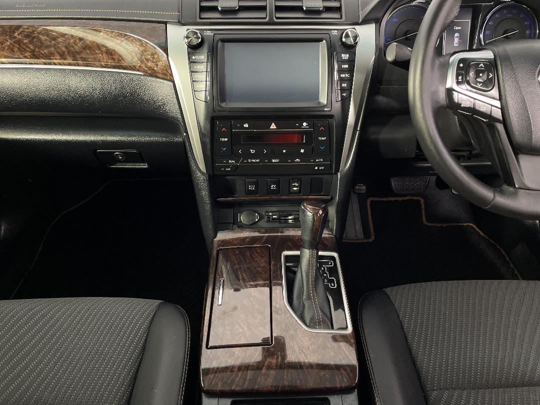 Photo '18' of Toyota Camry Photo '18' of Toyota Camry