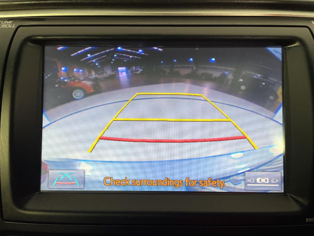 Photo '30' of Toyota Camry Photo '30' of Toyota Camry