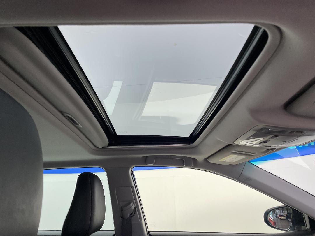 Photo '31' of Toyota Camry Photo '31' of Toyota Camry