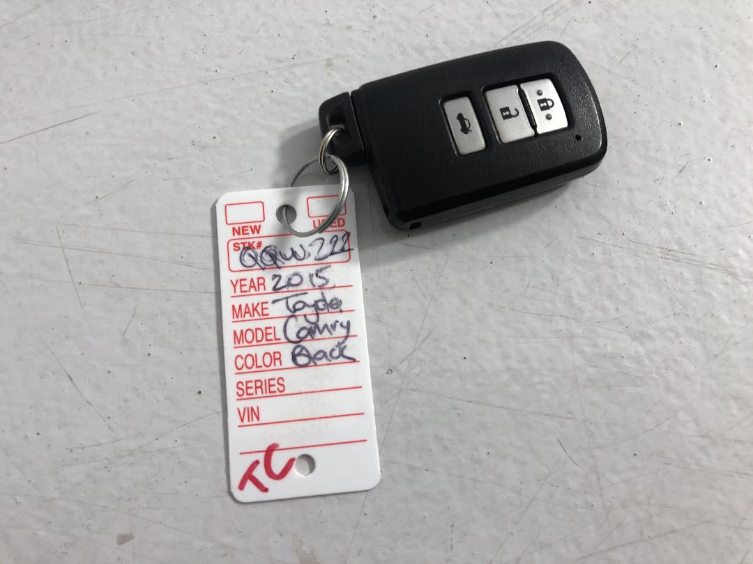 Photo '22' of Toyota Camry Photo '22' of Toyota Camry