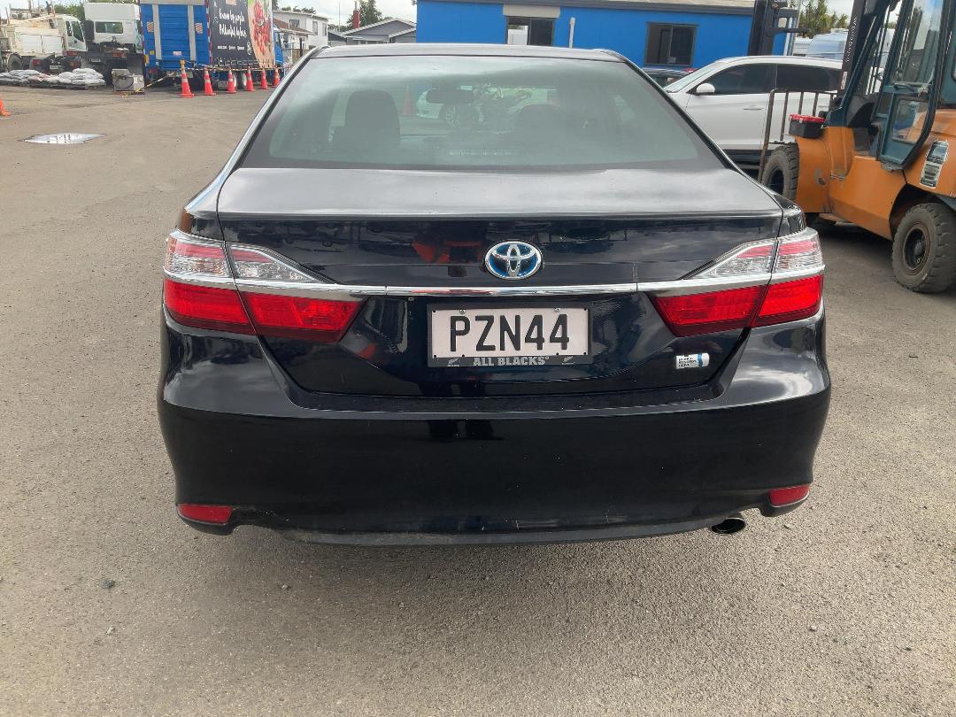 Photo '5' of Toyota Camry Hybrid Photo '5' of Toyota Camry Hybrid