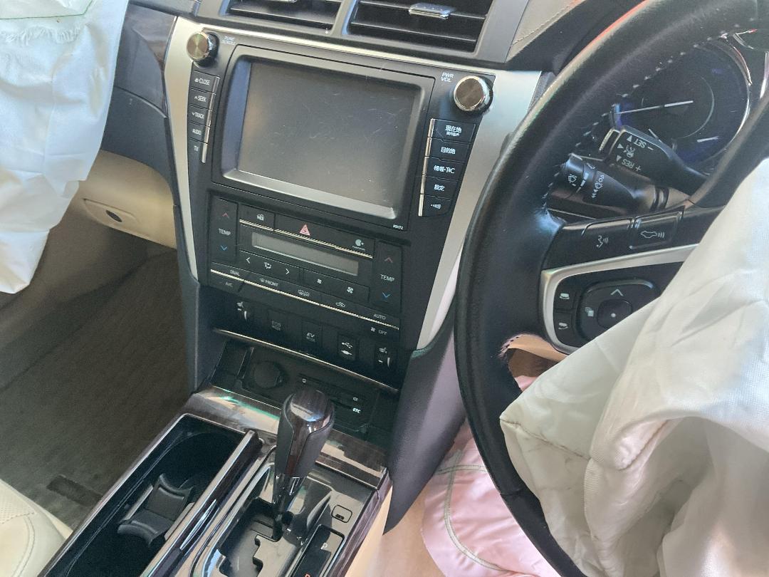 Photo '31' of Toyota Camry Hybrid