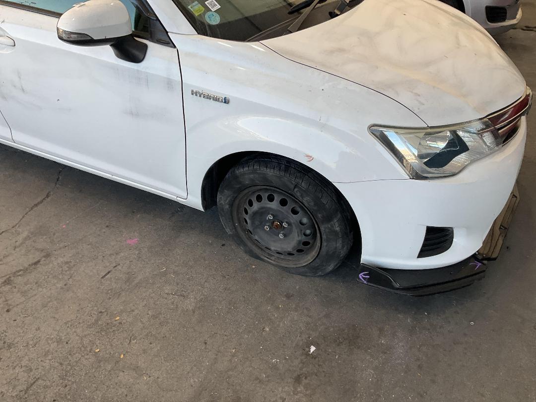 Photo '2' of Toyota Corolla Axio Hybrid