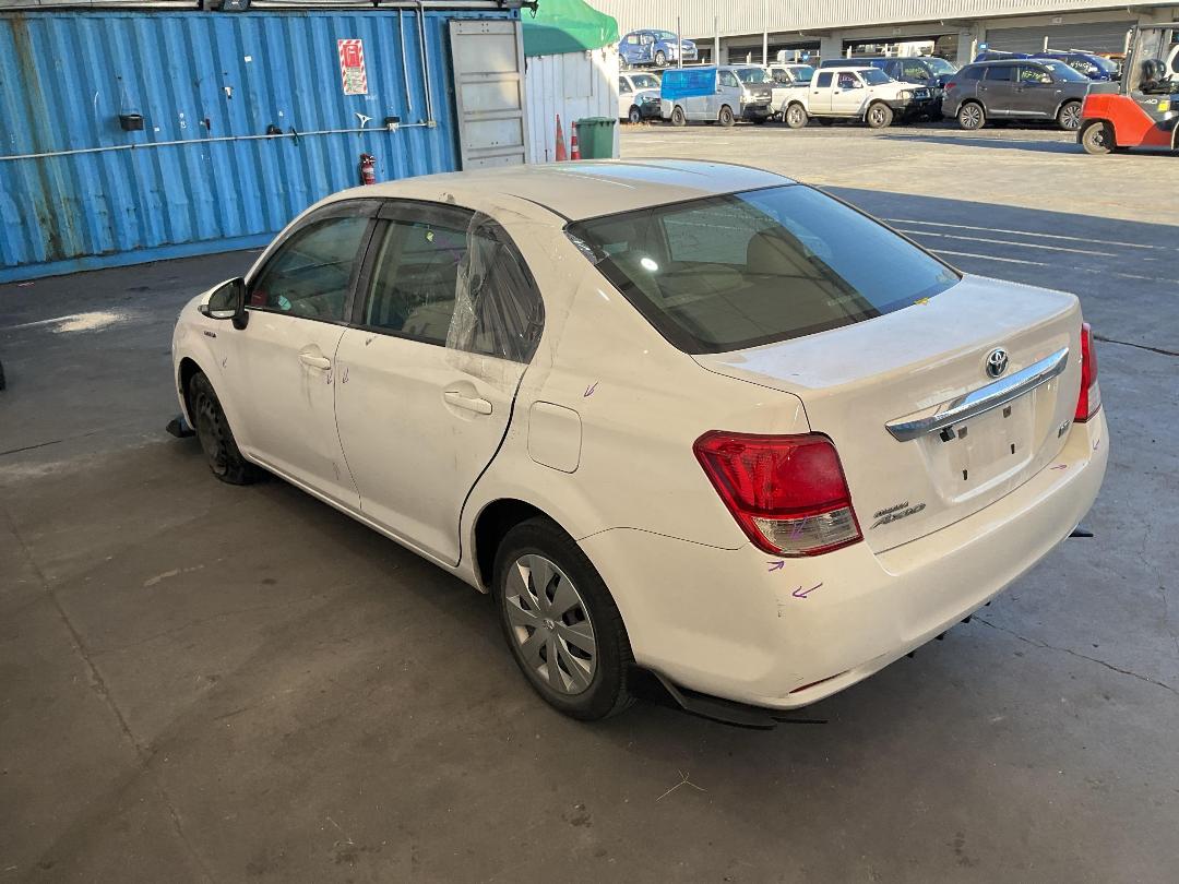 Photo '10' of Toyota Corolla Axio Hybrid