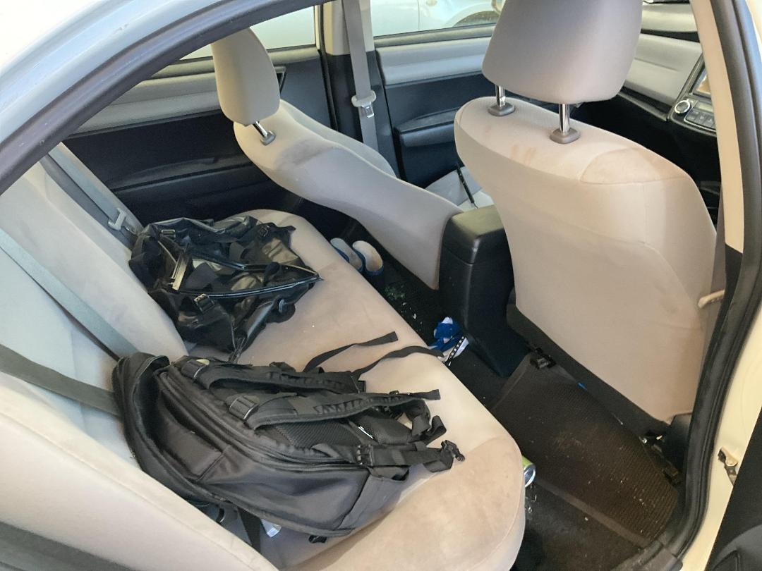 Photo '22' of Toyota Corolla Axio Hybrid