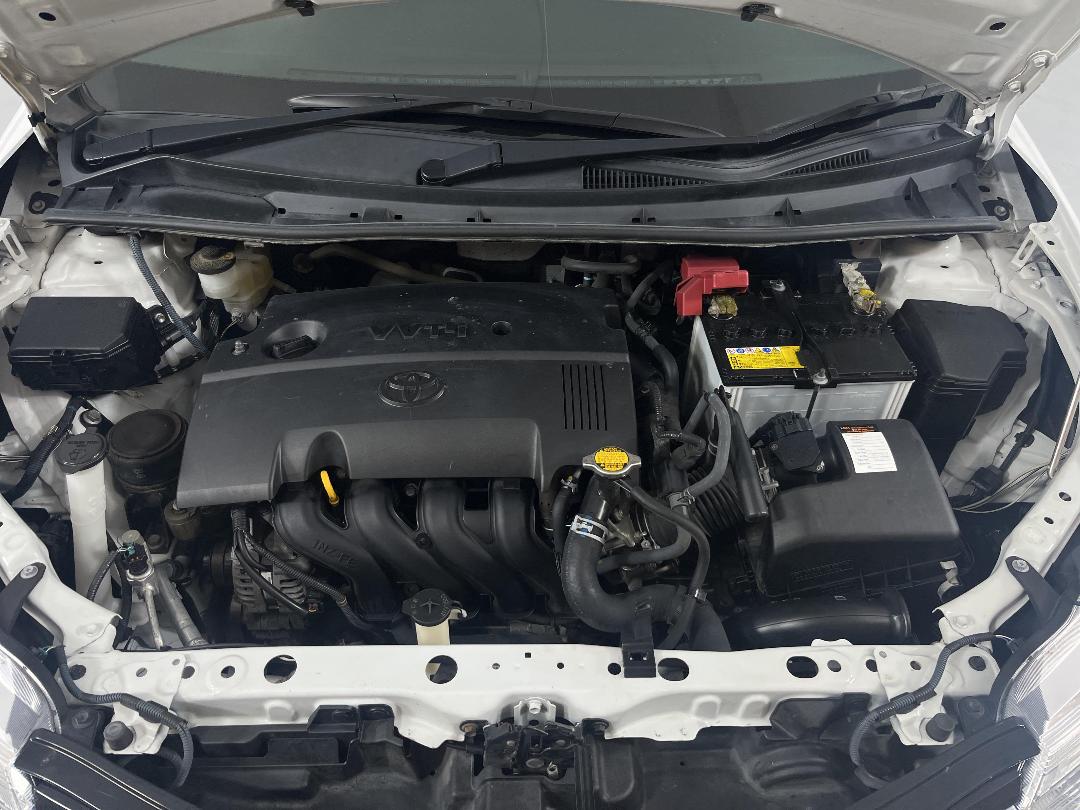 Photo '13' of Toyota Corolla