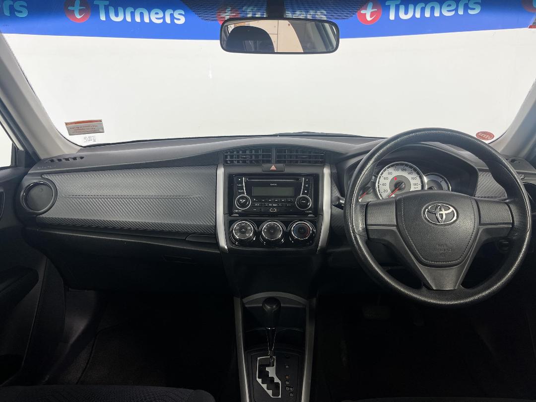 Photo '17' of Toyota Corolla