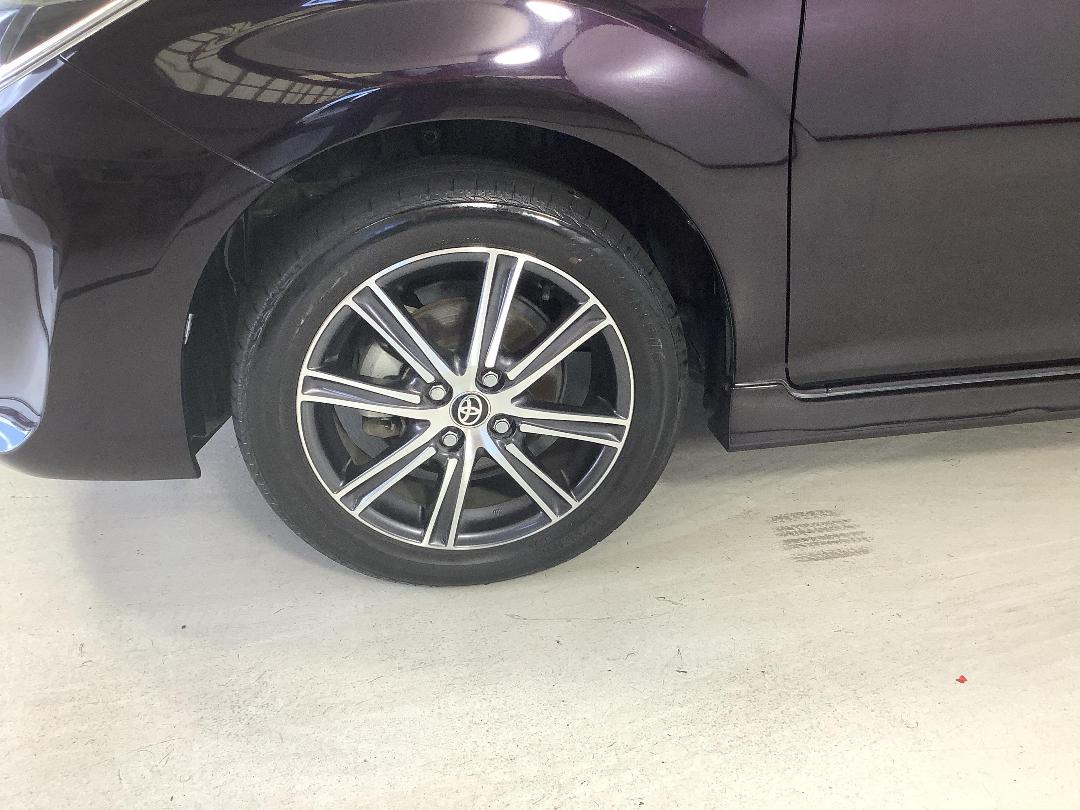 Photo '10' of Toyota Corolla