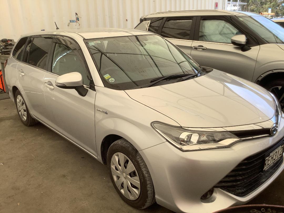 Photo '2' of Toyota Corolla Fielder Photo '2' of Toyota Corolla Fielder