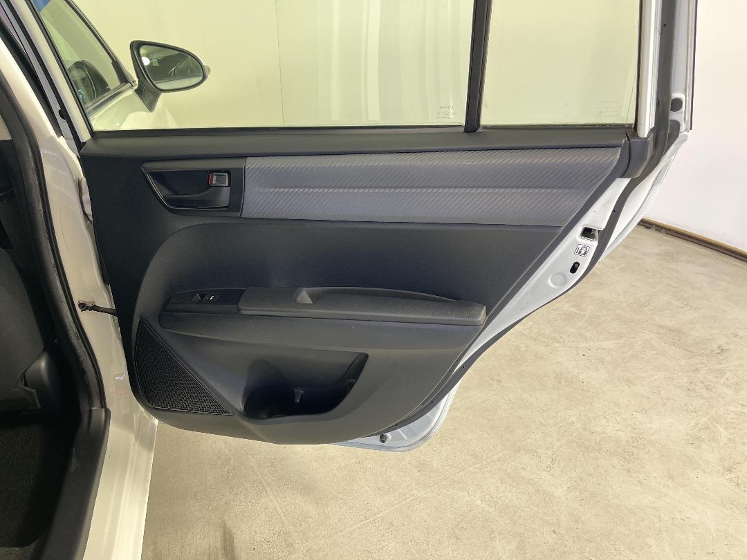 Photo '19' of Toyota Corolla Photo '19' of Toyota Corolla