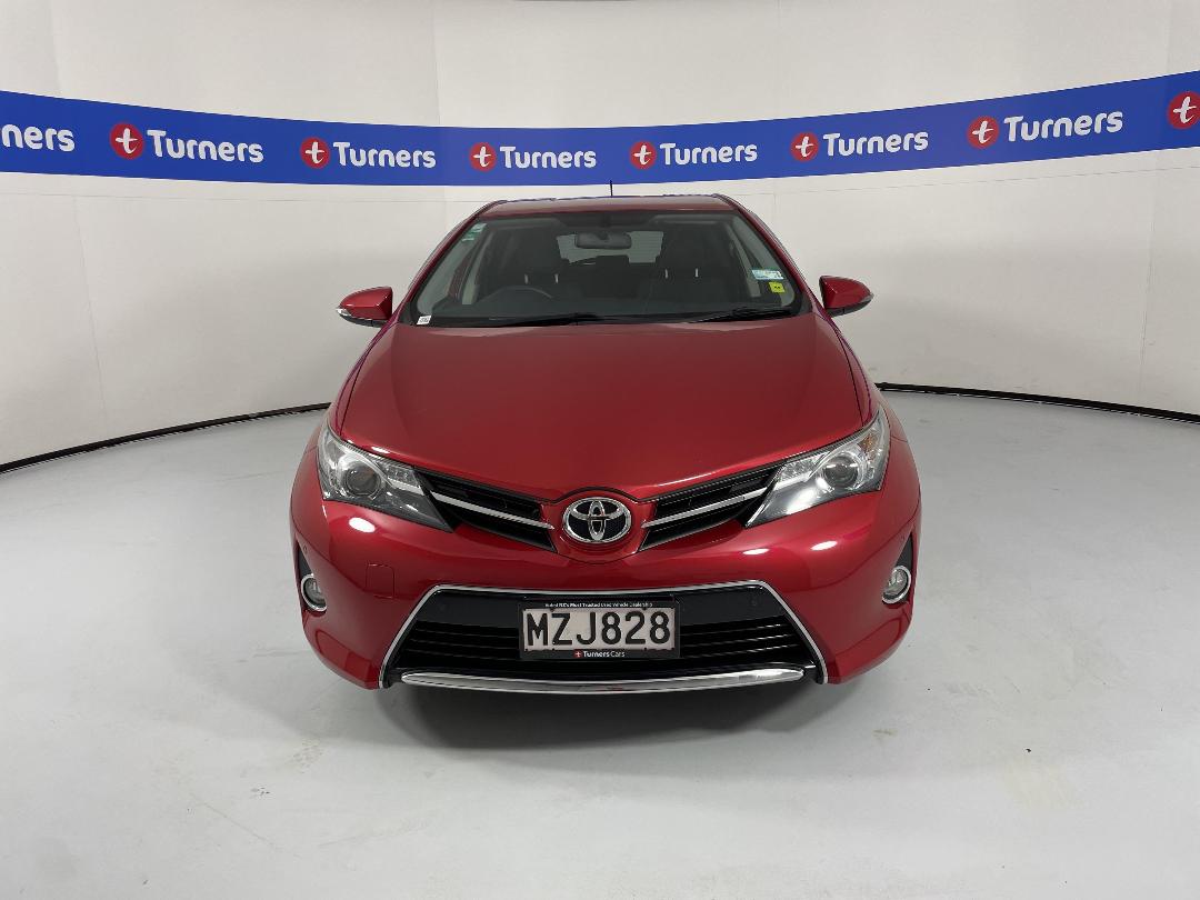 Photo '2' of Toyota Corolla Photo '2' of Toyota Corolla