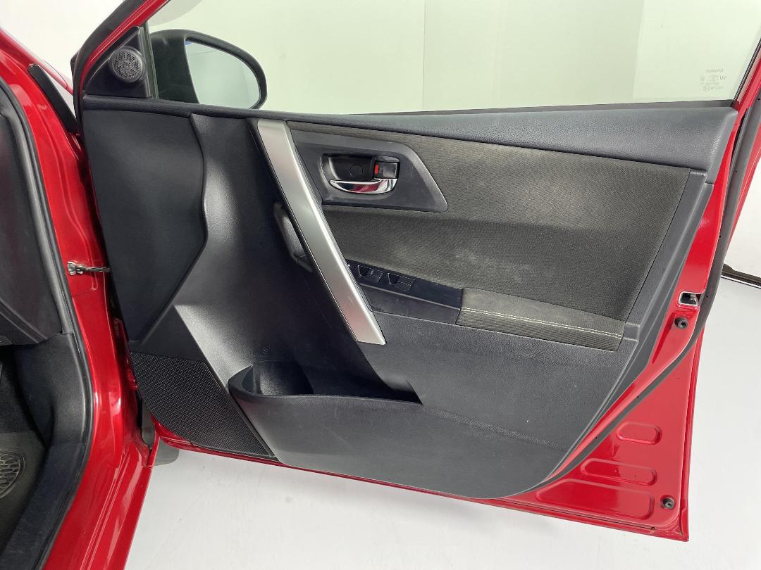 Photo '15' of Toyota Corolla Photo '15' of Toyota Corolla