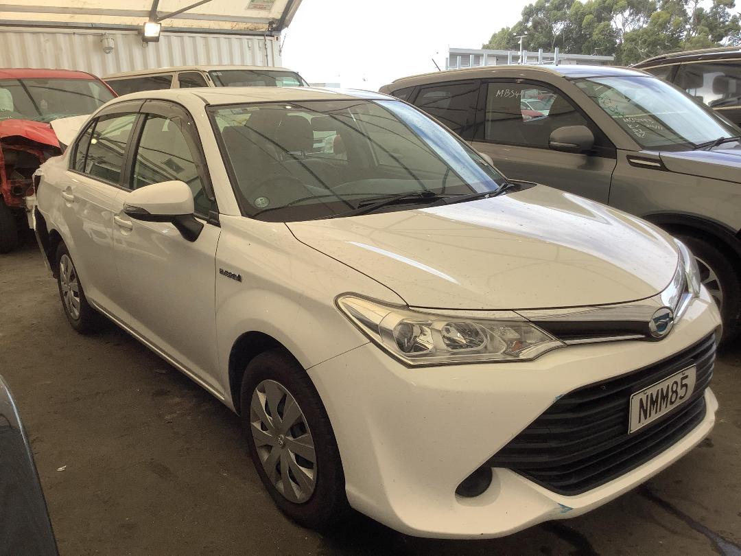 Photo '2' of Toyota Corolla Axio Hybrid Photo '2' of Toyota Corolla Axio Hybrid