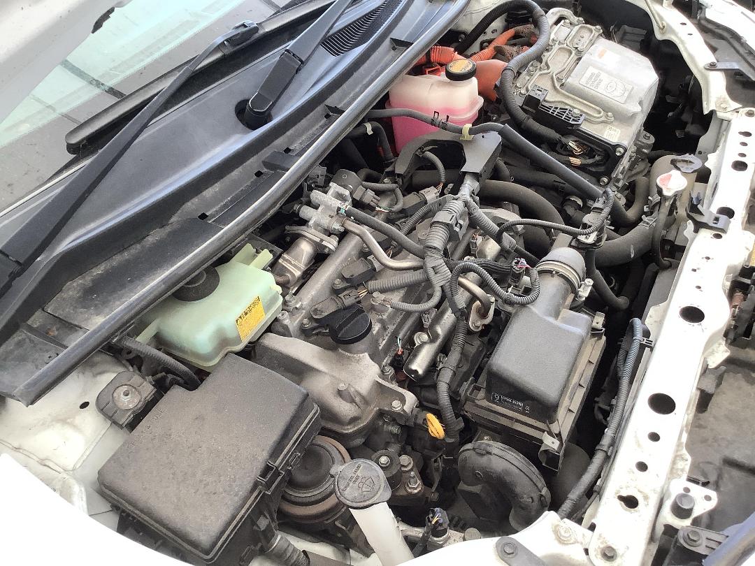 Photo '11' of Toyota Corolla Axio Hybrid Photo '11' of Toyota Corolla Axio Hybrid