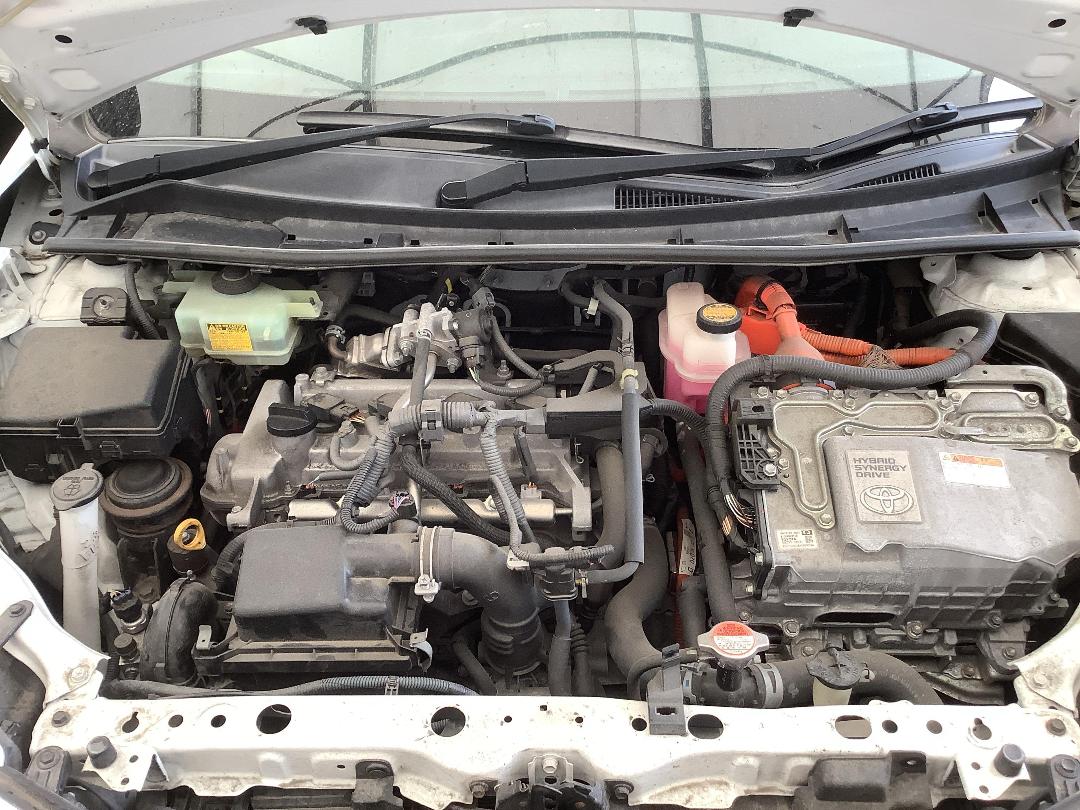 Photo '9' of Toyota Corolla Axio Hybrid Photo '9' of Toyota Corolla Axio Hybrid