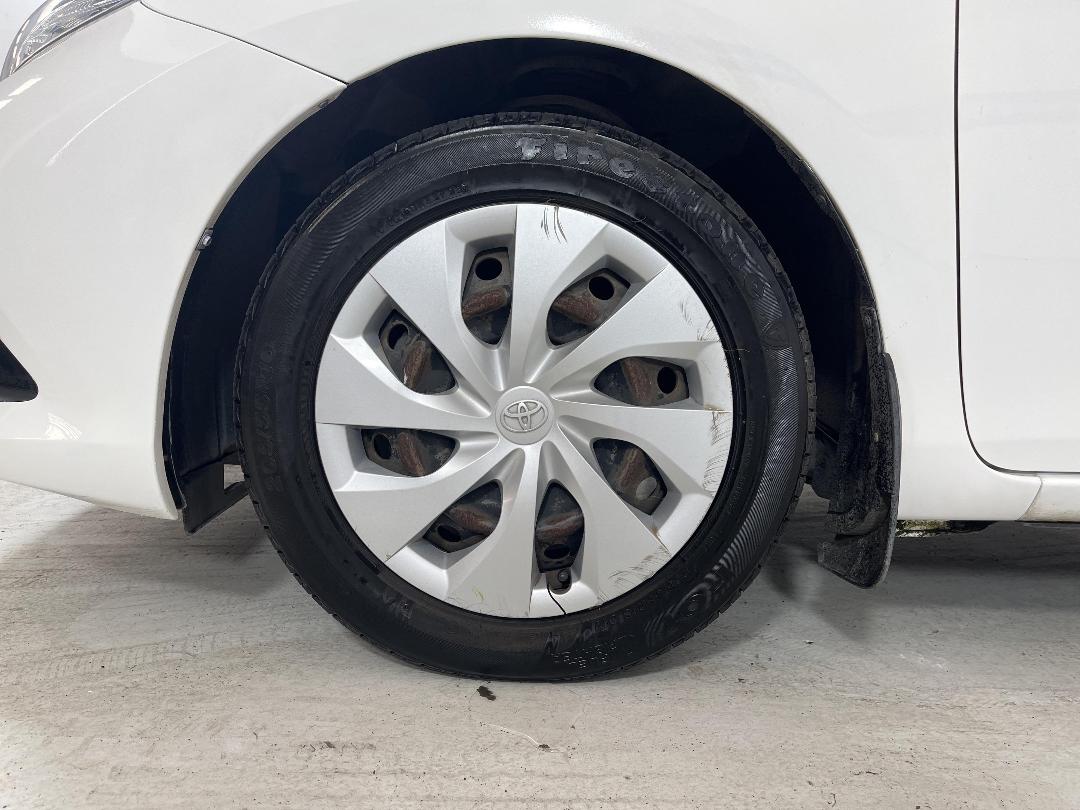 Photo '10' of Toyota Corolla