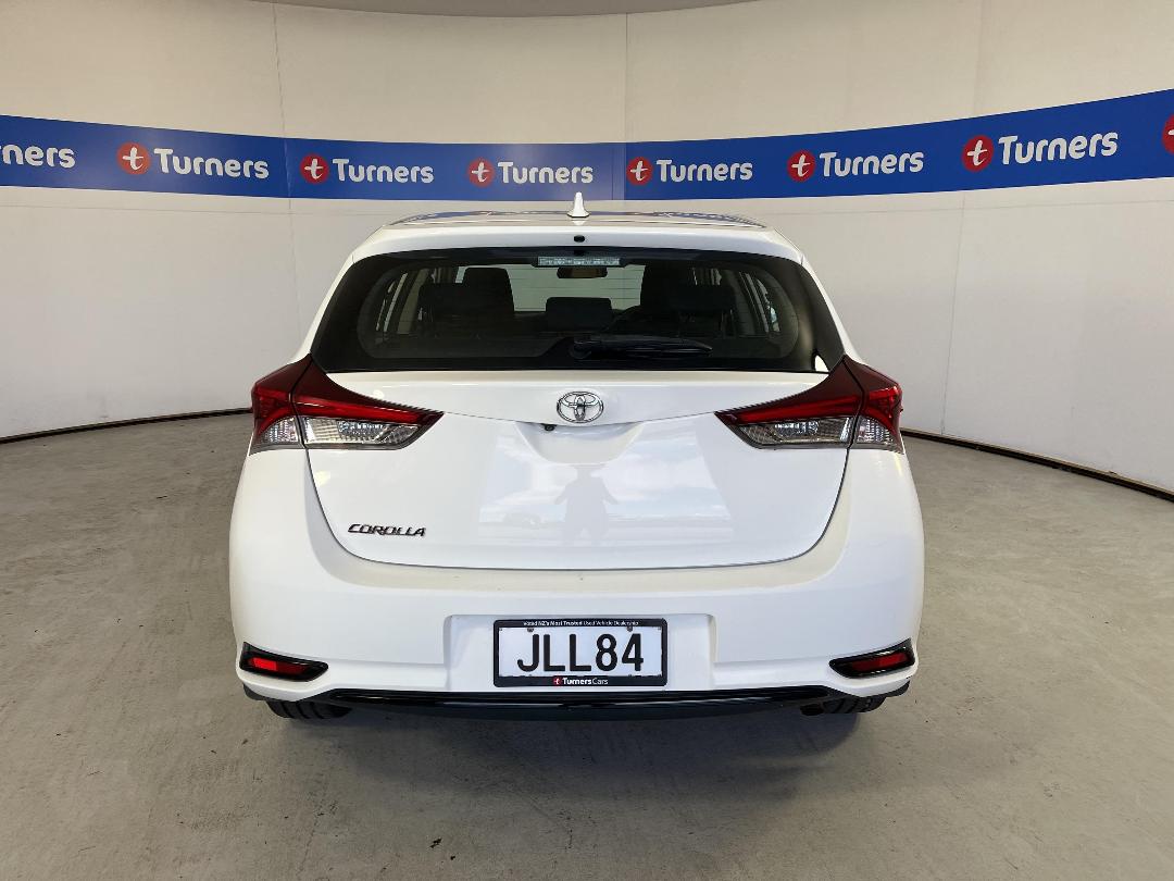 Photo '6' of Toyota Corolla