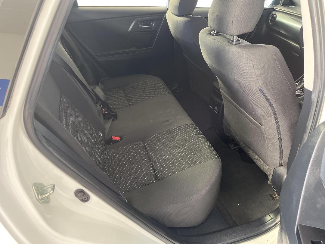 Photo '20' of Toyota Corolla