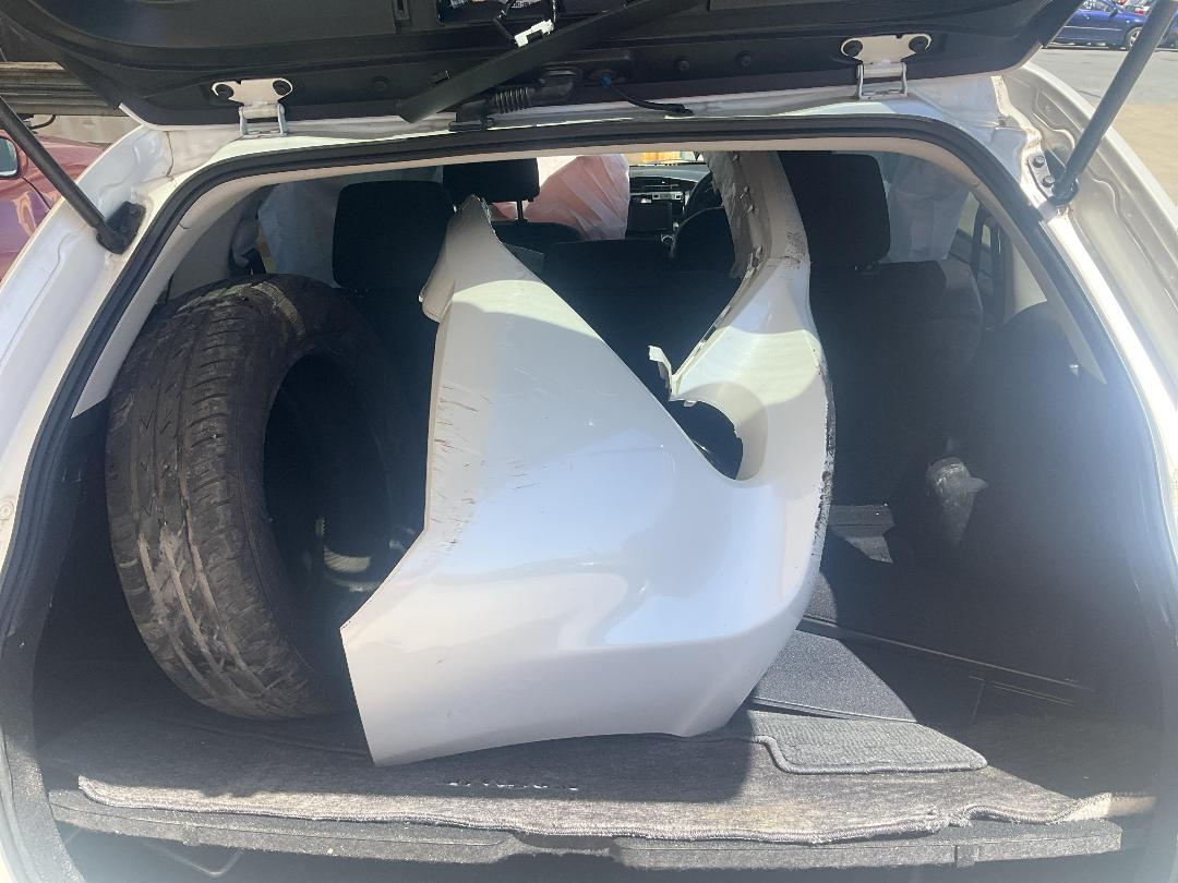 Photo '12' of Toyota Corolla Fielder Hybrid Photo '12' of Toyota Corolla Fielder Hybrid