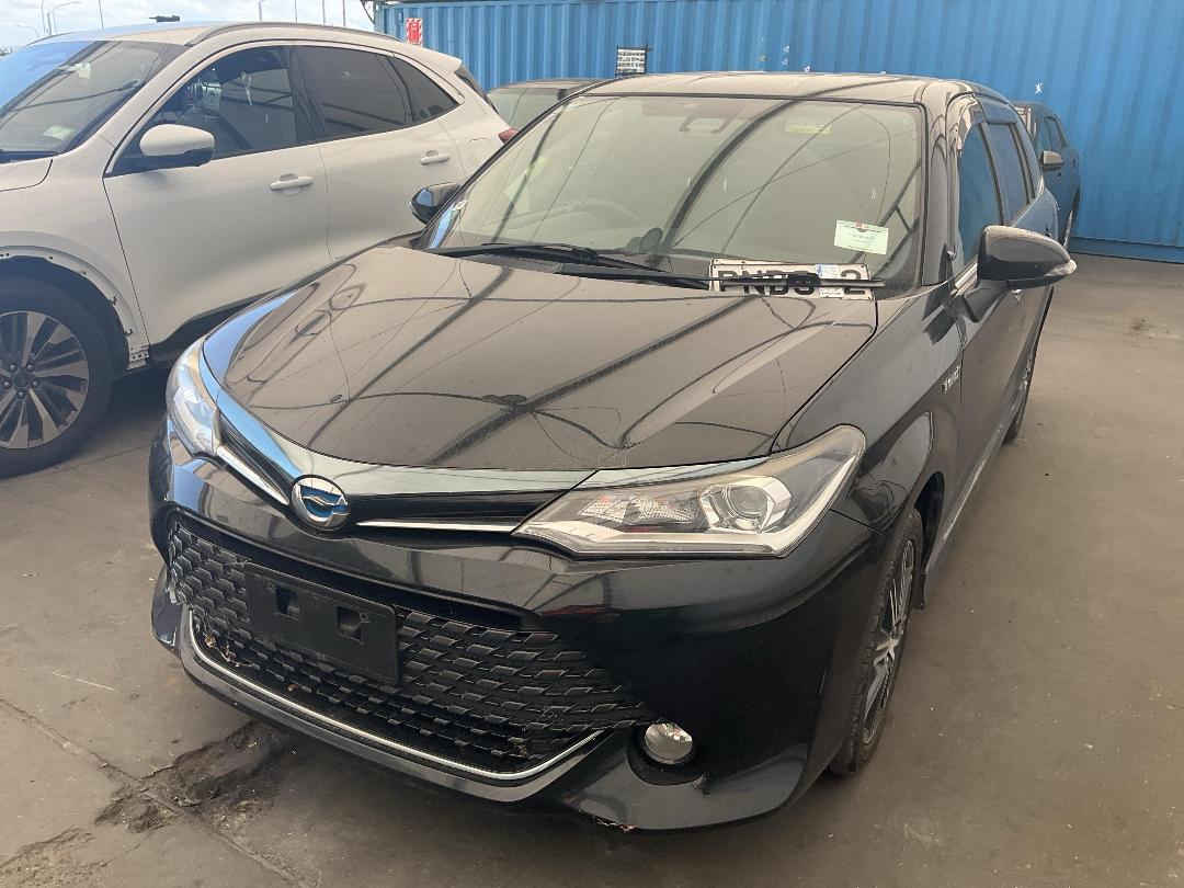 Photo '3' of Toyota Corolla Fielder Hybrid