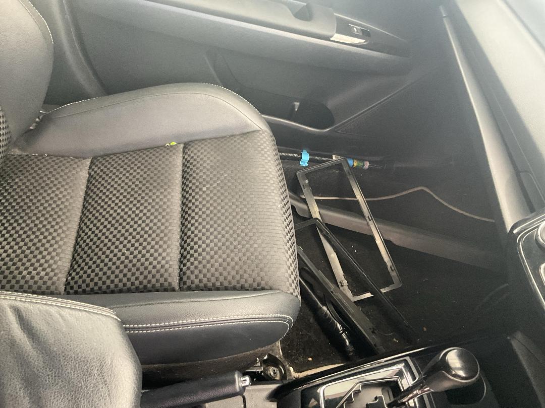 Photo '25' of Toyota Corolla Fielder Hybrid