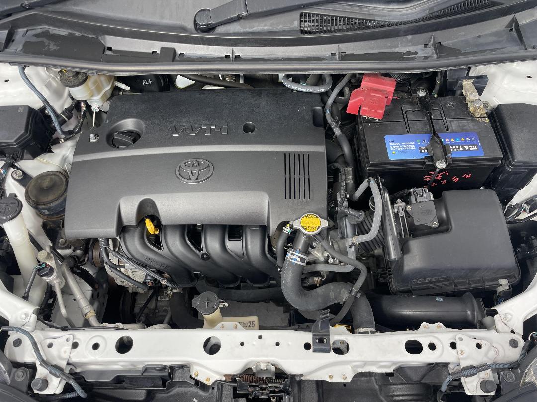 Photo '13' of Toyota Corolla