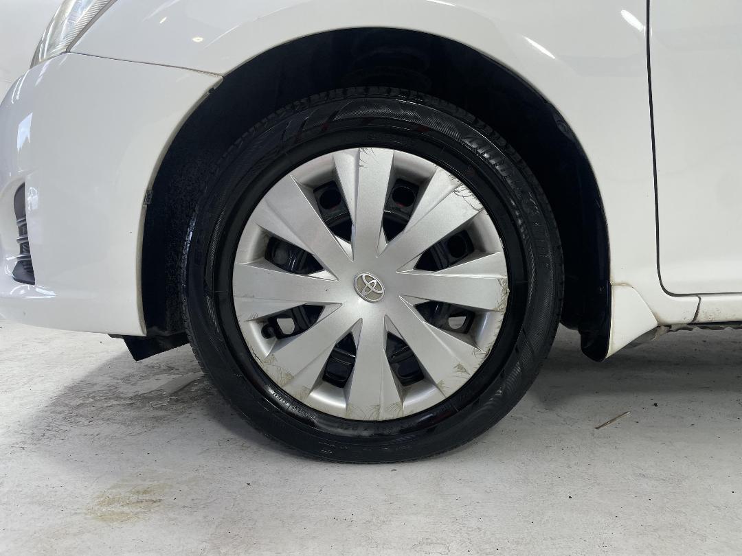 Photo '10' of Toyota Corolla