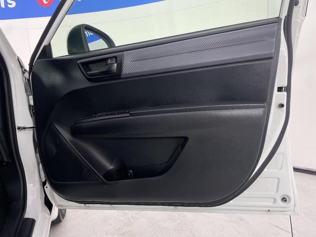 Photo '15' of Toyota Corolla