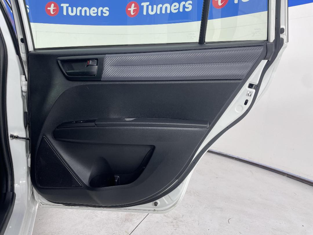 Photo '19' of Toyota Corolla