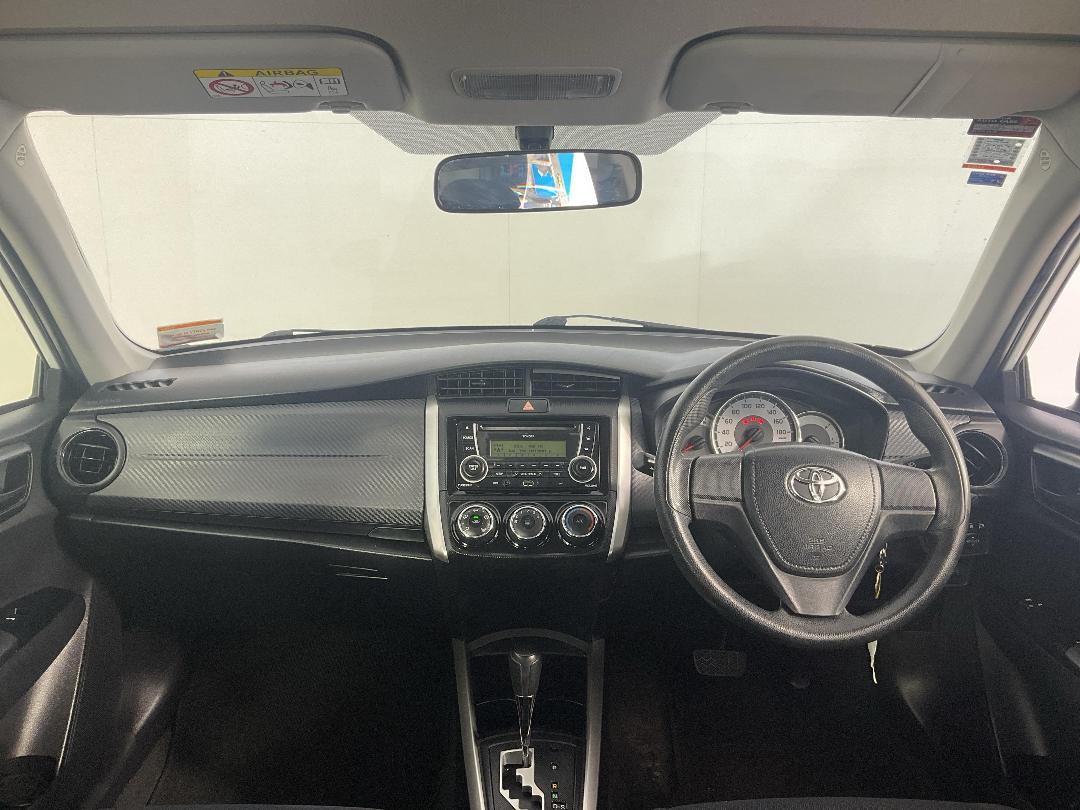 Photo '17' of Toyota Corolla Photo '17' of Toyota Corolla