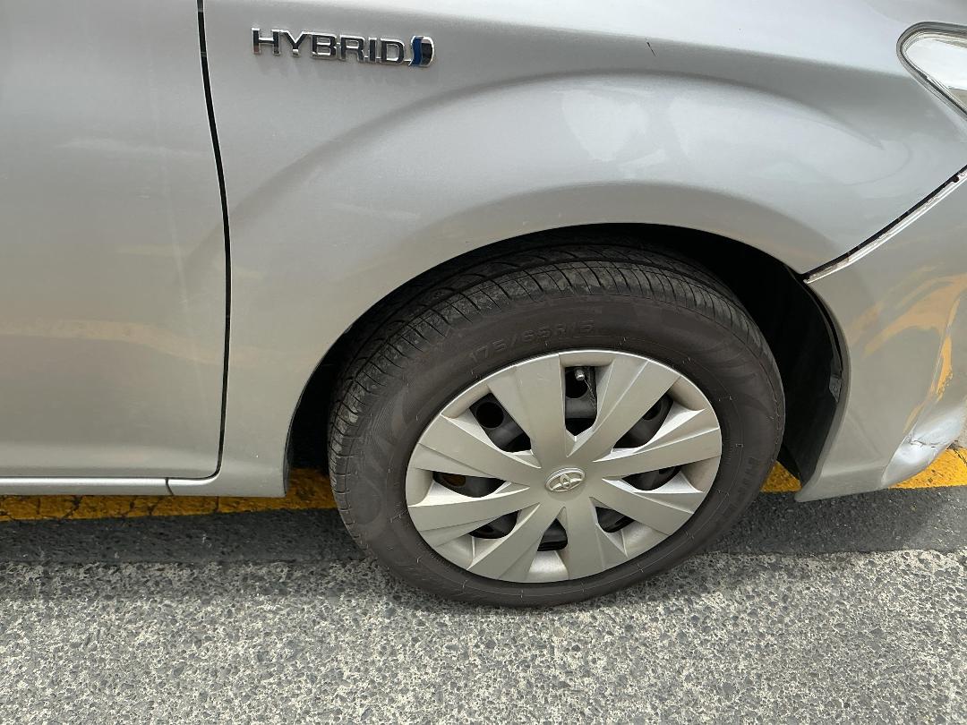 Photo '2' of Toyota Corolla Fielder