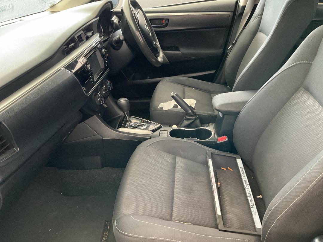 Photo '6' of Toyota Corolla GX