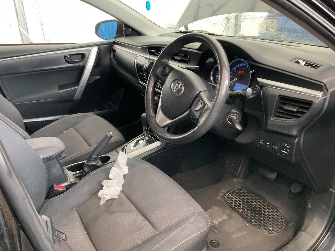 Photo '7' of Toyota Corolla GX