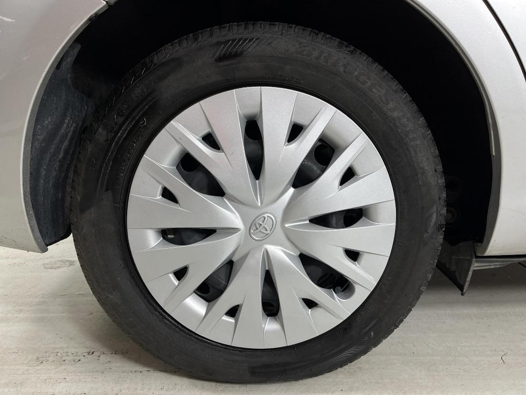 Photo '12' of Toyota Corolla