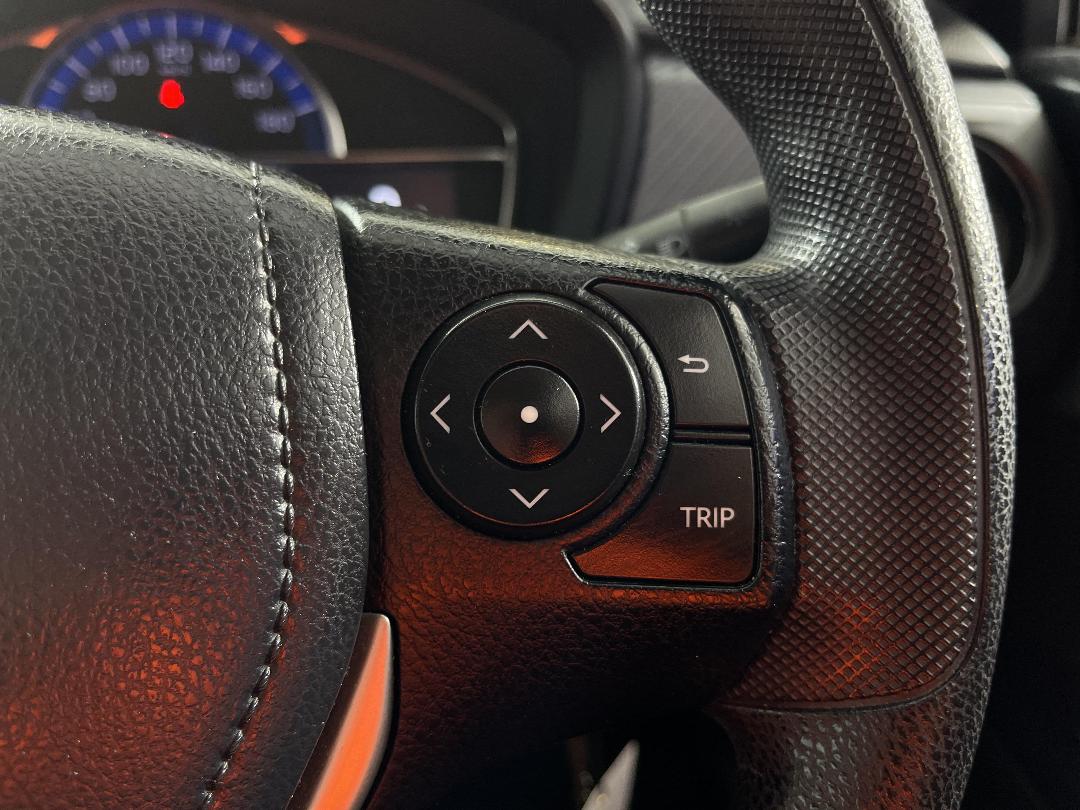 Photo '24' of Toyota Corolla