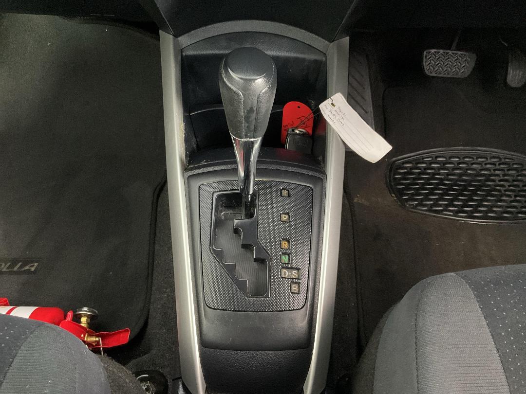 Photo '18' of Toyota Corolla